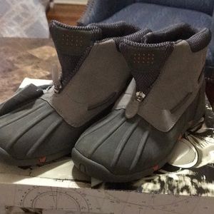 Sperry figawi duck boot NWT